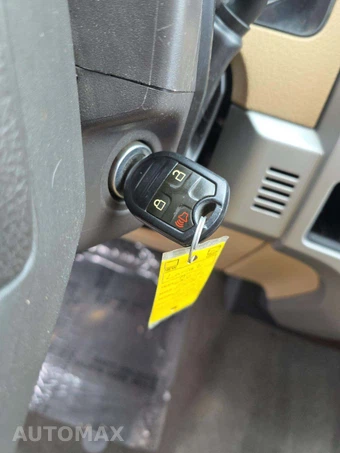 2012 Ford F-150 Lariat Crew Cab Short Bed - miniatura 8