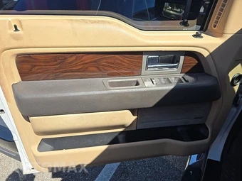 2012 Ford F-150 Lariat Crew Cab Short Bed - miniatura 9
