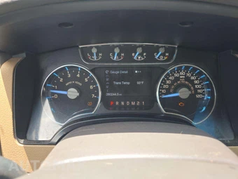 2012 Ford F-150 Lariat Crew Cab Short Bed - miniatura 9