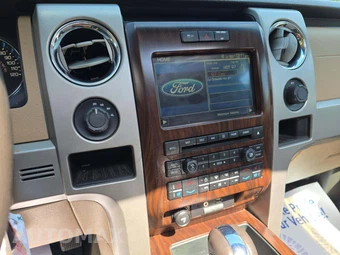 2012 Ford F-150 Lariat Crew Cab Short Bed - miniatura 10