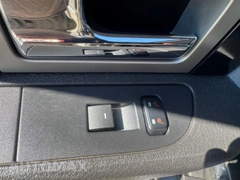 2012 Ford F-150 Platinum Crew Cab Short Bed - miniatura 32