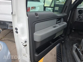 2012 Ford F-150 XL Extended Cab Medium Bed w/Rear Doors – miniatura 9