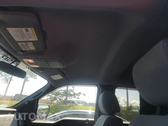 2012 Ford F-150 XLT Extended Cab Medium Bed w/Rear Doors – miniatura 17