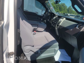 2012 Ford F-150 XLT Extended Cab Medium Bed w/Rear Doors – miniatura 8