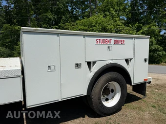 2012 Ford F-750 - miniatura 2