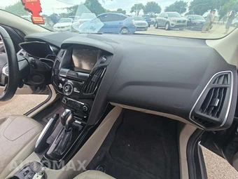 2012 Ford Focus Electric Hatchback - miniatura 20