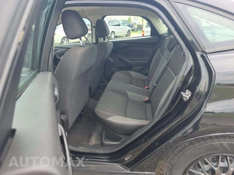 2012 Ford Focus S Sedan - miniatura 10