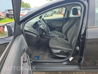 2012 Ford Focus S Sedan - miniatura 3