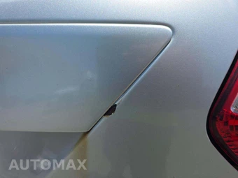 2012 Ford Focus SE Hatchback – miniatura 26