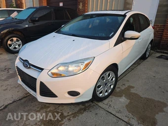 2012 Ford Focus SE Hatchback