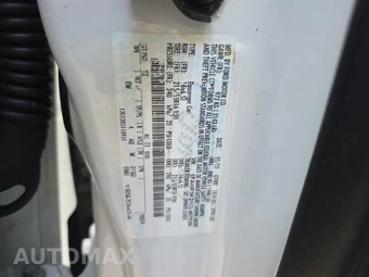 2012 Ford Focus SE Hatchback – miniatura 17