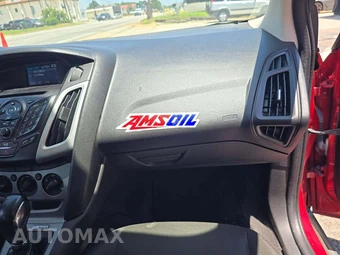 2012 Ford Focus SE Hatchback – miniatura 19