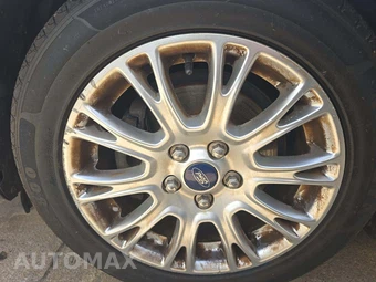 2012 Ford Focus SE Hatchback – miniatura 27