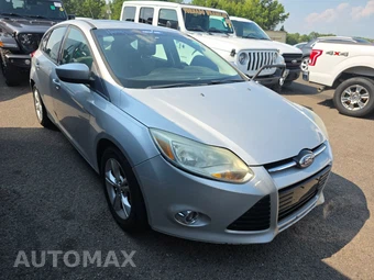 2012 Ford Focus SE Hatchback - miniatura 3