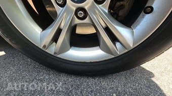2012 Ford Focus SE Hatchback - miniatura 32