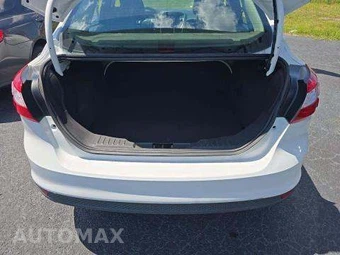2012 Ford Focus SE Sedan – miniatura 14