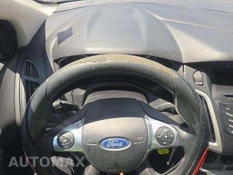 2012 Ford Focus SE Sedan – miniatura 21
