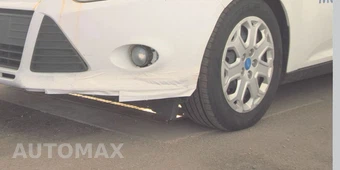 2012 Ford Focus SE Sedan – miniatura 18