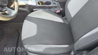 2012 Ford Focus SE Sedan – miniatura 28