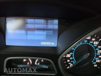2012 Ford Focus SE Sedan – miniatura 12