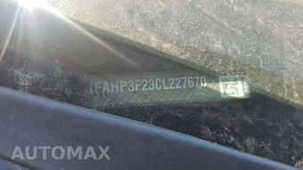 2012 Ford Focus SE Sedan – miniatura 17