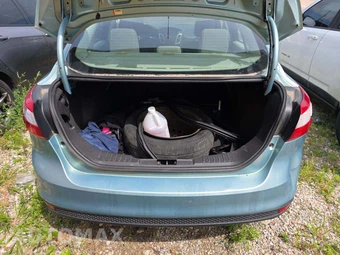 2012 Ford Focus SE Sedan – miniatura 14