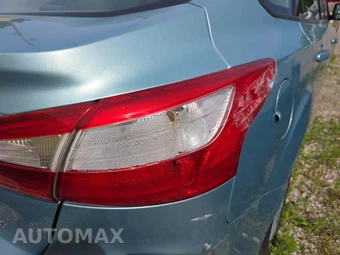 2012 Ford Focus SE Sedan – miniatura 37