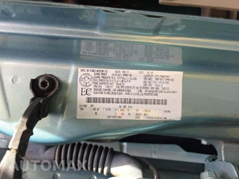 2012 Ford Focus SE Sedan – miniatura 5
