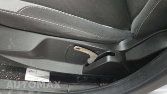 2012 Ford Focus SE Sedan – miniatura 30