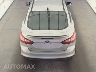 2012 Ford Focus SE Sedan – miniatura 5