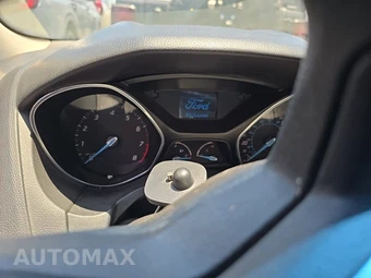 2012 Ford Focus SE Sedan – miniatura 18