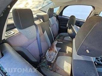 2012 Ford Focus SE Sedan – miniatura 15