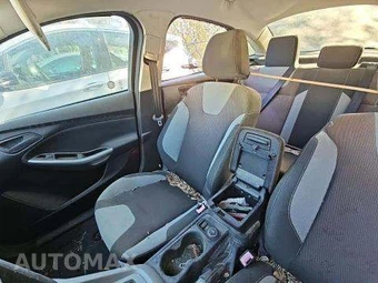 2012 Ford Focus SE Sedan – miniatura 17