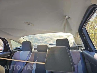 2012 Ford Focus SE Sedan – miniatura 25