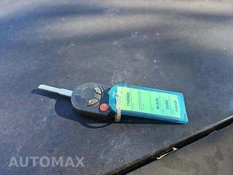 2012 Ford Focus SE Sedan – miniatura 8