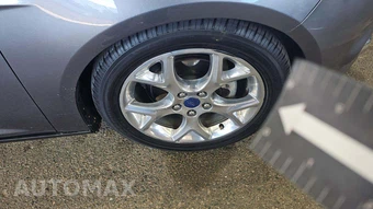 2012 Ford Focus SEL Hatchback – miniatura 25
