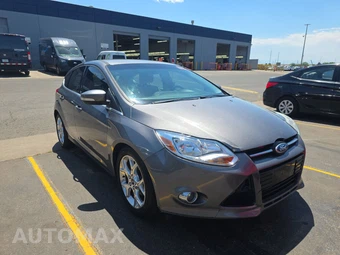2012 Ford Focus SEL Hatchback – miniatura 3