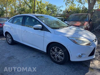 2012 Ford Focus SEL Sedan - miniatura 2