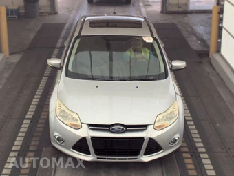 2012 Ford Focus SEL Sedan - miniatura 2