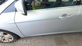 2012 Ford Focus SEL Sedan - miniatura 29