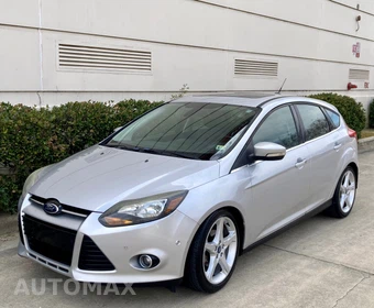 2012 Ford Focus Titanium Hatchback - miniatura 6