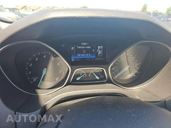 2012 Ford Focus Titanium Hatchback – miniatura 6
