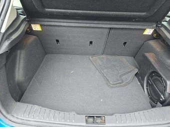 2012 Ford Focus Titanium Hatchback – miniatura 14