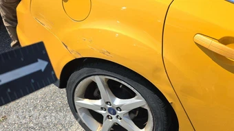 2012 Ford Focus Titanium Sedan – miniatura 28