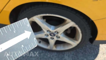2012 Ford Focus Titanium Sedan – miniatura 31