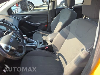 2012 Ford Focus Titanium Sedan – miniatura 7