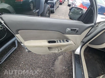 2012 Ford Fusion Hybrid - miniatura 9