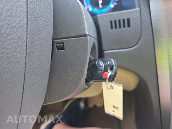 2012 Ford Fusion SE – miniatura 8