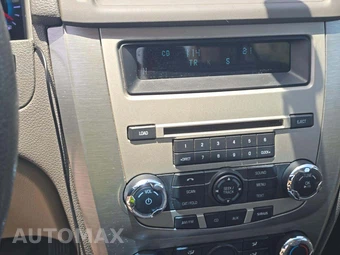 2012 Ford Fusion SE – miniatura 7