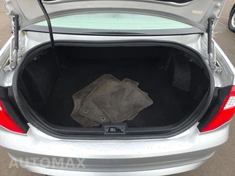 2012 Ford Fusion SE - miniatura 16